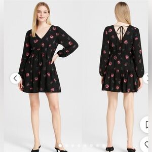 NWT A New Day For Target Black Floral Black with Long Balloon Sleeves Size Small